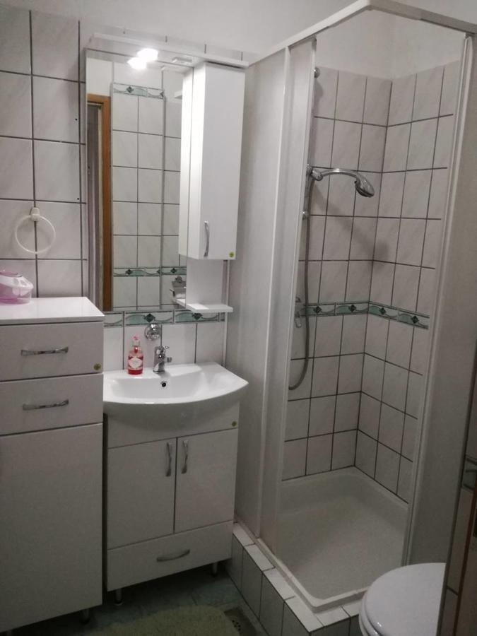 Prenociste Orhideja Hotel Odžak Eksteriør billede