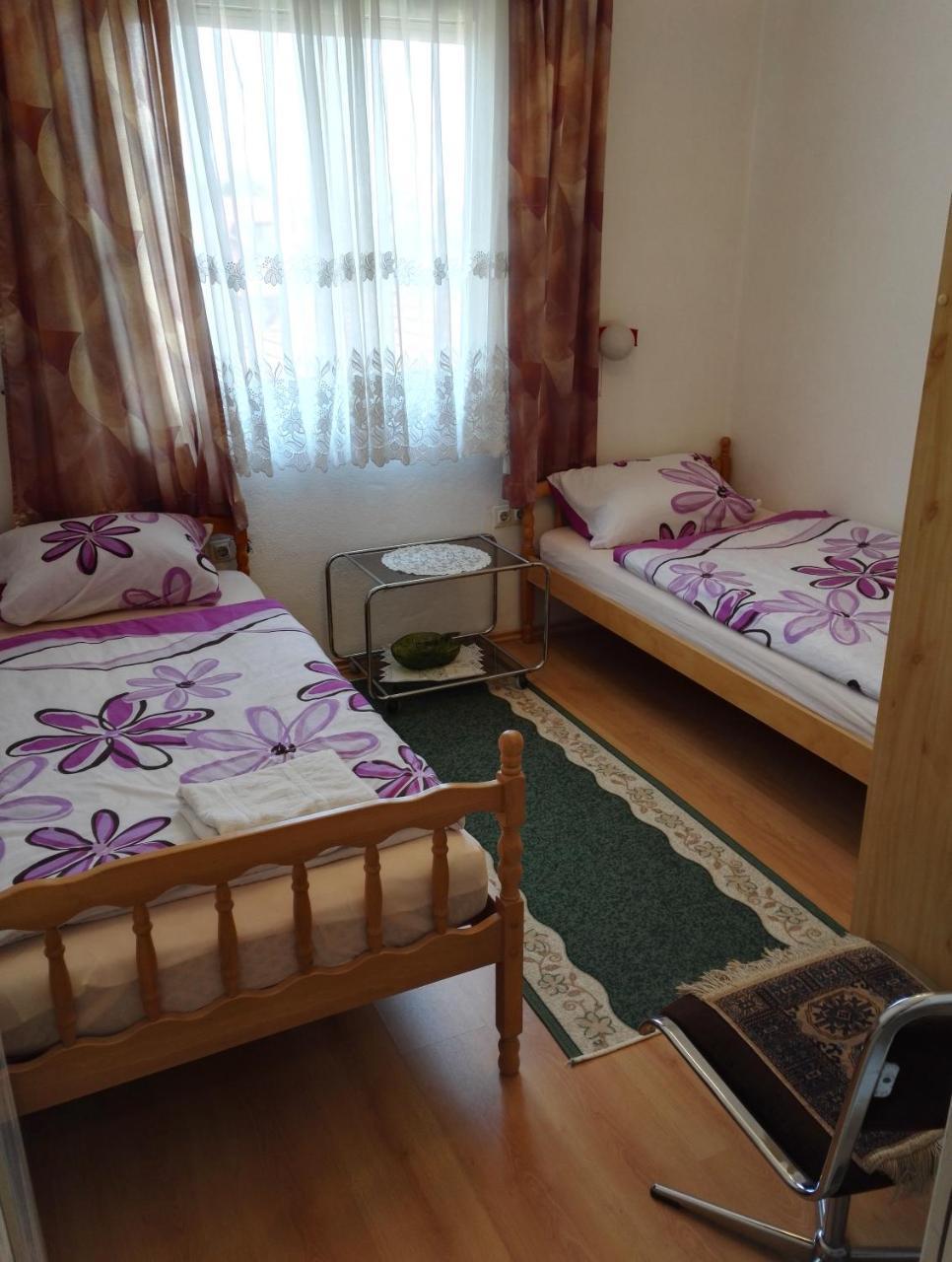 Prenociste Orhideja Hotel Odžak Eksteriør billede